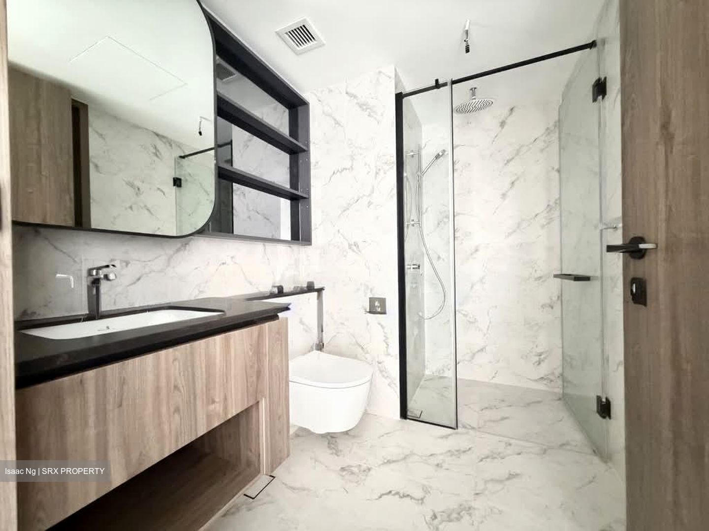 Tanah Merah Kechil Link (D16), Condominium #556781281